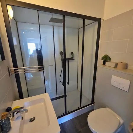 דירה Bxl With Views בריסל