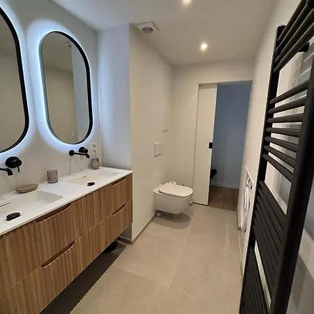 Vleurgat Apartment