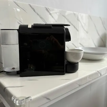 Spacious And Chic 1br - Separate Kitchen & Washer *