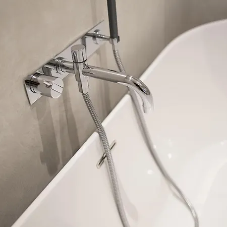 Triplex Penthouse In Centre 아파트