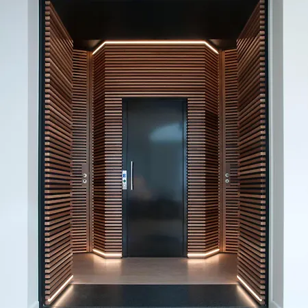 Triplex Penthouse In Centre *