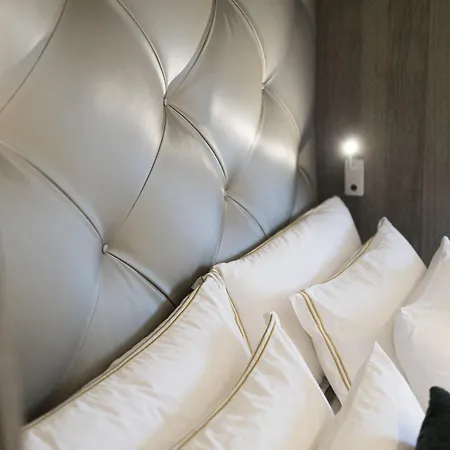 Triplex Penthouse In Centre 아파트 브뤼셀