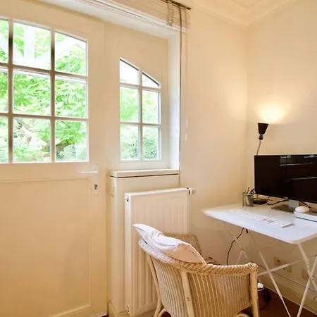 Cosy Nest - Terrace Apartment *