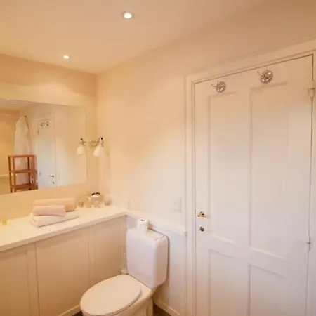 Cosy Nest - Terrace Apartman