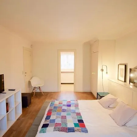 Cosy Nest - Terrace Apartment Brussels