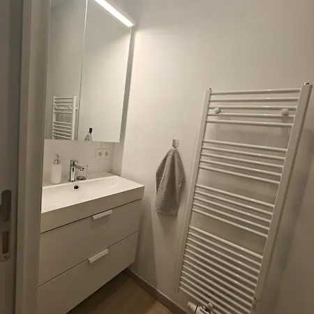 Cosy 2 Bedroom With Private Garden Appartement