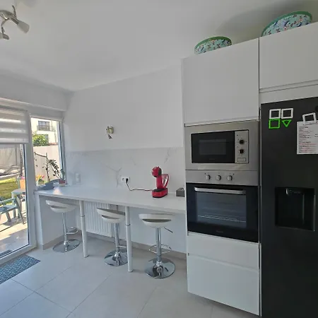 Cosy 2 Bedroom With Private Garden * Brussel