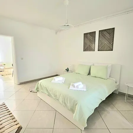 Proche Du Centre De 5 Personnes Apartmán *