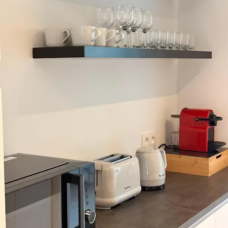Spacious With Private Bathroom Woluwe-Saint-Pierre