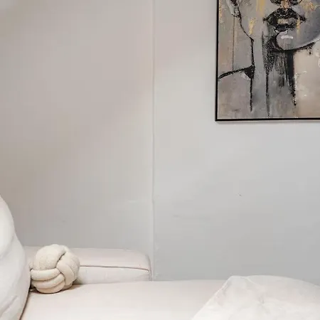 Elegant Stay In Chatelain Ixelles Brüssel