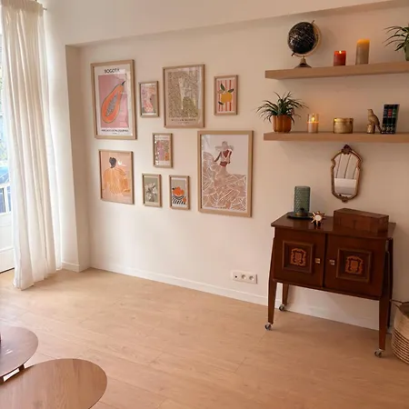 With Ensuite And Garden Bruxelles