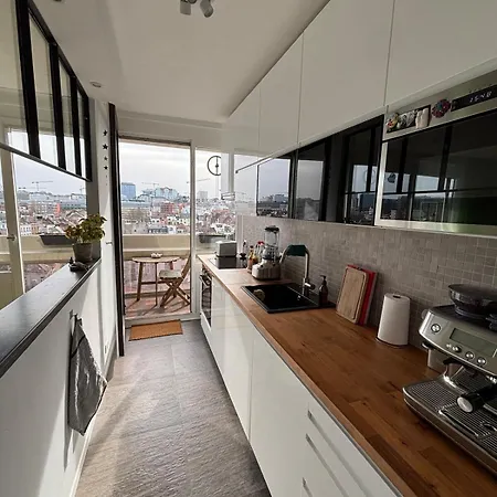 Centrally Located And Bright Home With A View Apartment Brussels