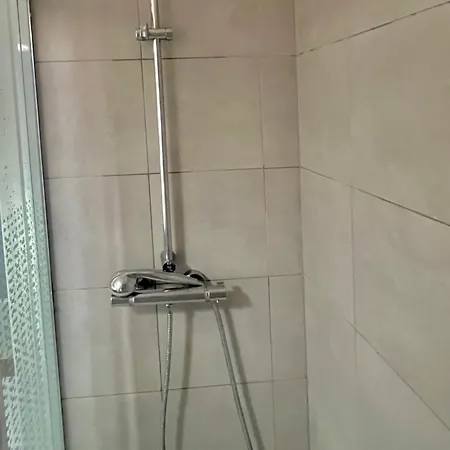 Center Apartment *