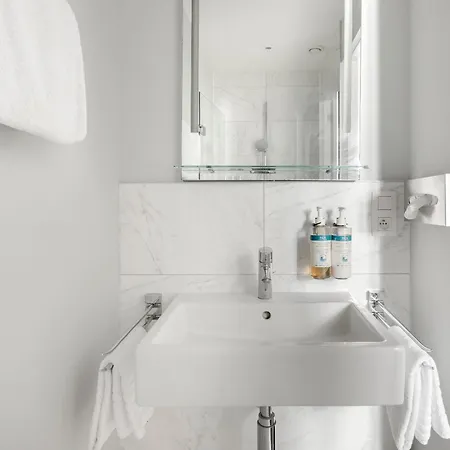 Hotel Numa Lief