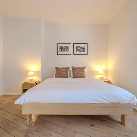 The Parliament Flats *