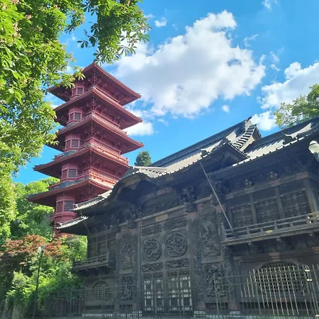 Chinese Pavilion Park - Magnificent