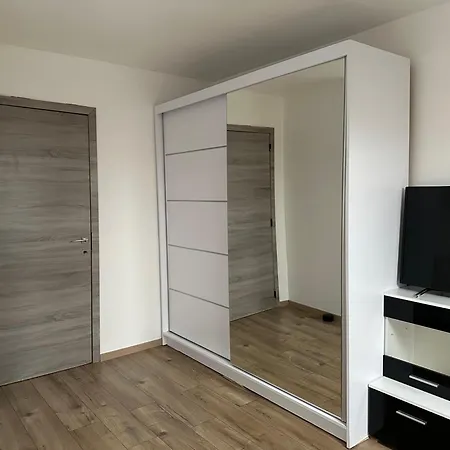 Apartment Duplex *