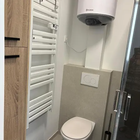 דירה Modern 1 Bedroom With Ac & Sofa Bed