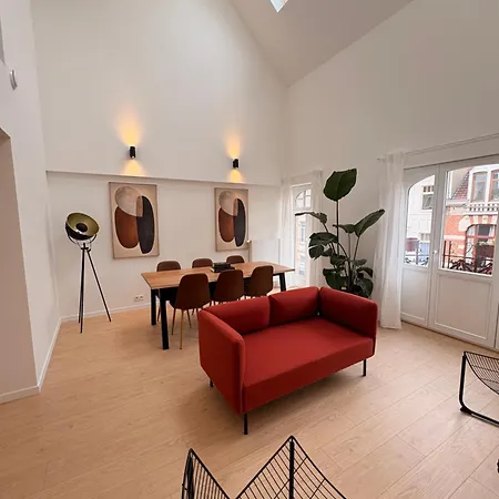 ゲストハウス Bright And Minimalist Private Bedroom Montgomery Area ブリュッセル
