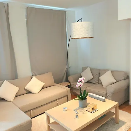 Beautiful 2 Bedroom In Place Flagey Bxl * בריסל