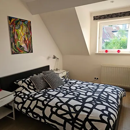 Lejlighed Modern Duplex With Garden *