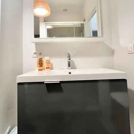 Elegance *
