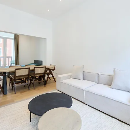 Toison D'or & Apartment