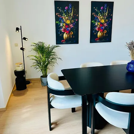 Unique 2 Bd Apartment - Grand Place View Apartman Brüsszel