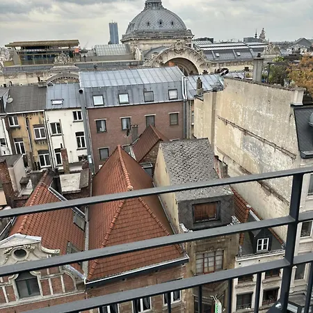 Unique 2 Bd Apartment - Grand Place View Brüsszel