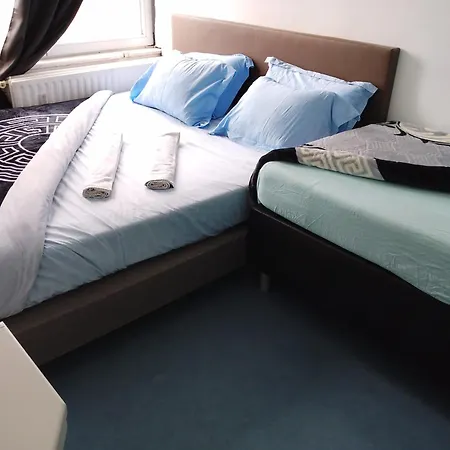 1 Confort Gare De L'ouest * 브뤼셀