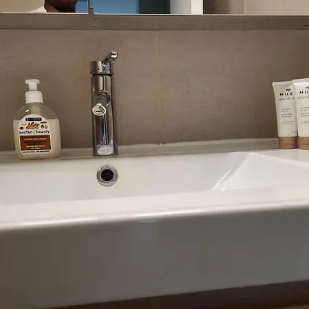 Eu Quarter Διαμέρισμα *