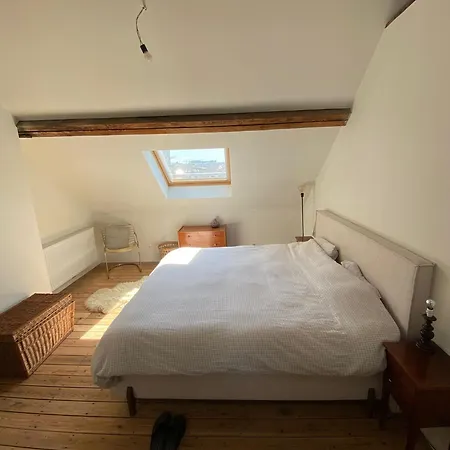 Cosy Flat In Eu Area *
