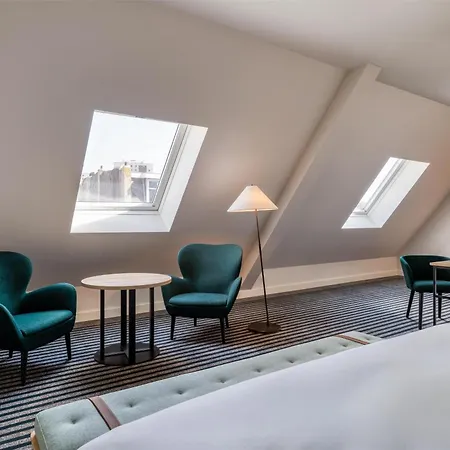 Park By Radisson Brussels Centre Midi Szálloda 3*