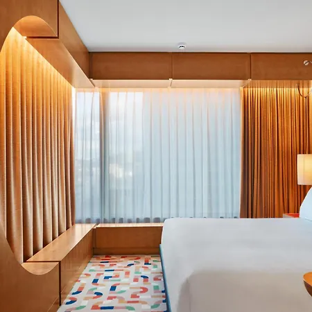 The Standard, Hotel