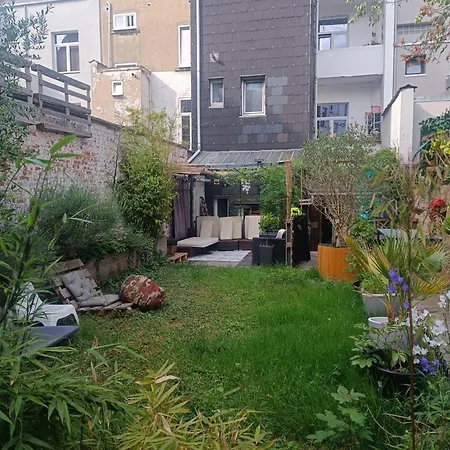 Jardin Ixelles * بروكسل