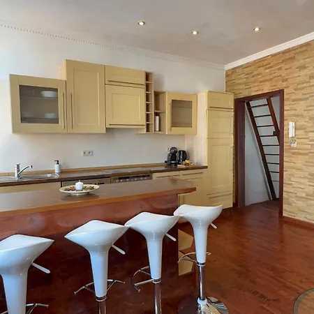 Cozy & Calm Perfect For Ing Arena Events Brussels