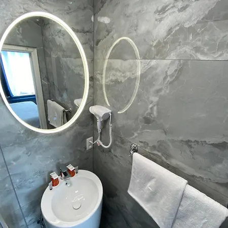 Otel Windsor 2*