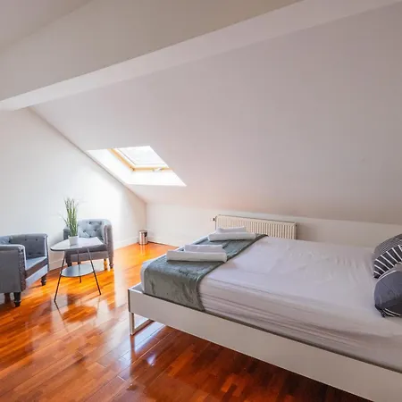 Bed & Breakfast Maison Ou *
