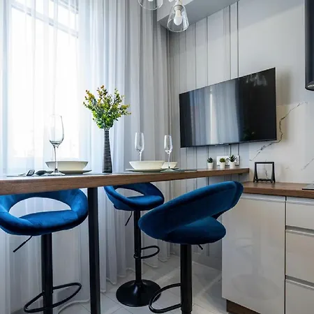 L'essence De Joseph 4* Brussels
