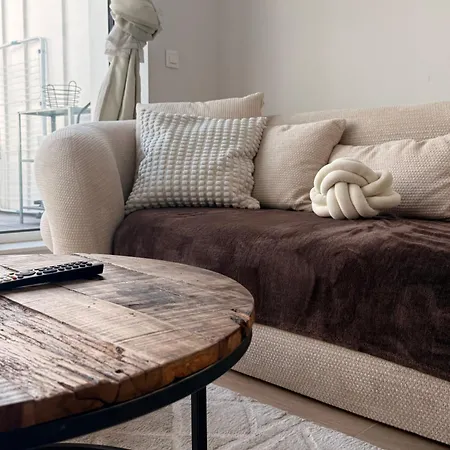 Lumineux Avec Balcon * Bruxelles