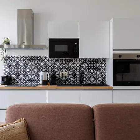 Eu - Area Apartamento *