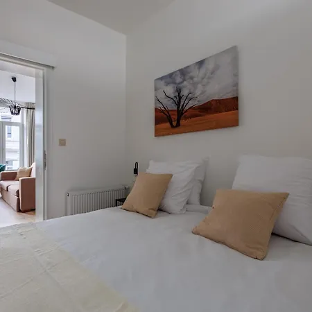 Eu - Area Apartment