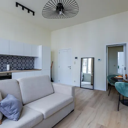 Apartamento Eu - Area *