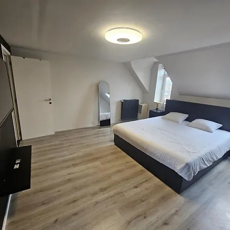 Luxury Triplex Stylish 2br In * Brussel