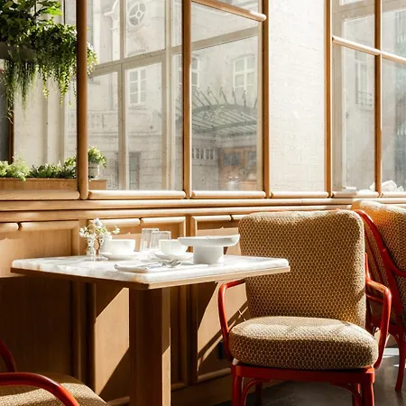 Faubourg 21 - The Leading Of The World Отель
