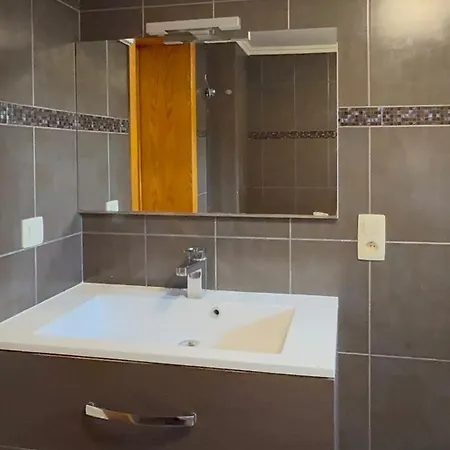 Luxury 2br & 2 Jacuzzi Near Expo 12 & Ing Arena Bruksela
