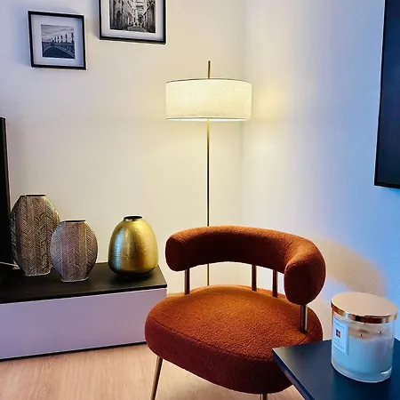 Designer- 2Bd-Apartment In The Heart Of Brussels דירה
