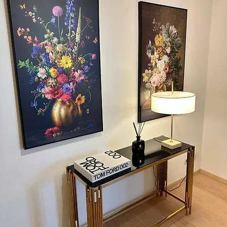 דירה Designer- 2Bd-Apartment In The Heart Of Brussels בריסל