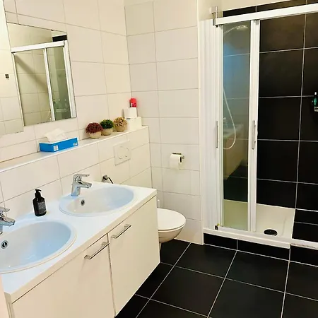 Grand Place - Prime Location 2 Bedroom Brussels