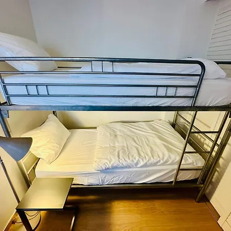 Grand Place - Prime Location 2 Bedroom 아파트 *